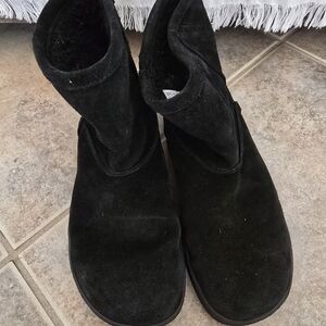 Groundies Black Suede Boots